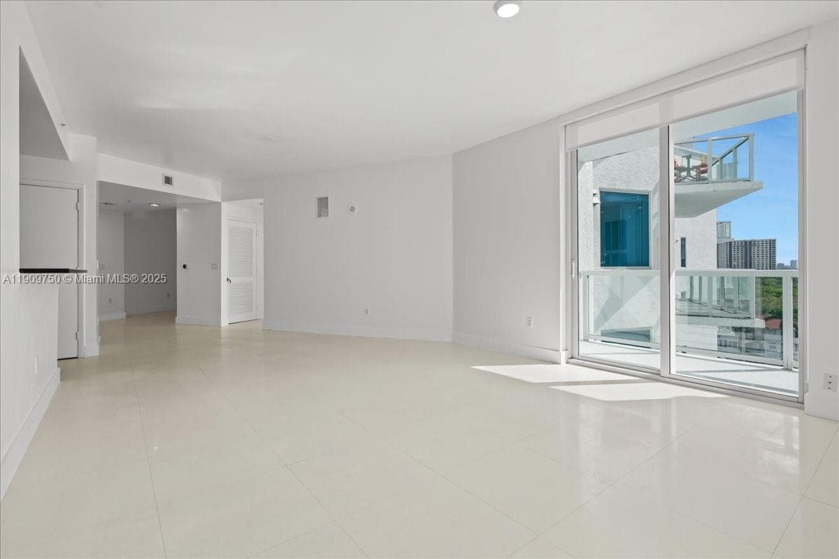 3030 NE 188 Street # 604, Aventura, FL 33180