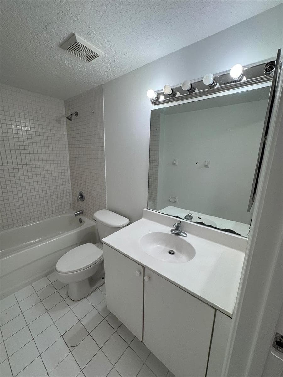 1161 Golden Lakes Boulevard # 1311, West Palm Beach, FL 33411 — zdjęcie 5