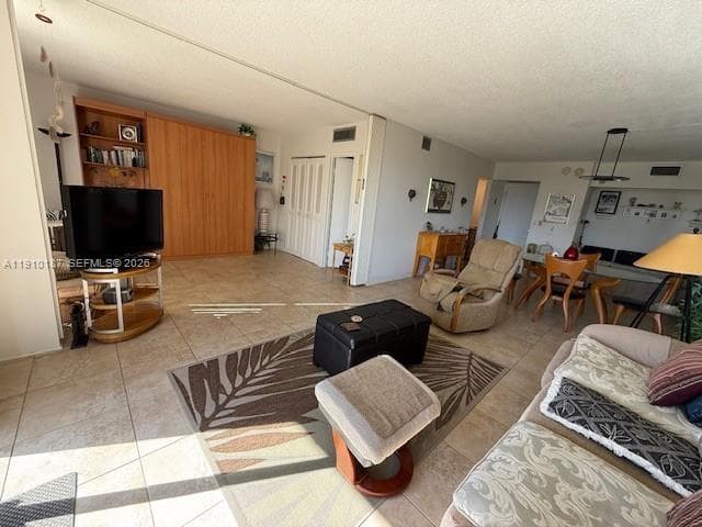3625 N Country Club Dr # 304, Aventura, FL 33180 — zdjęcie 2