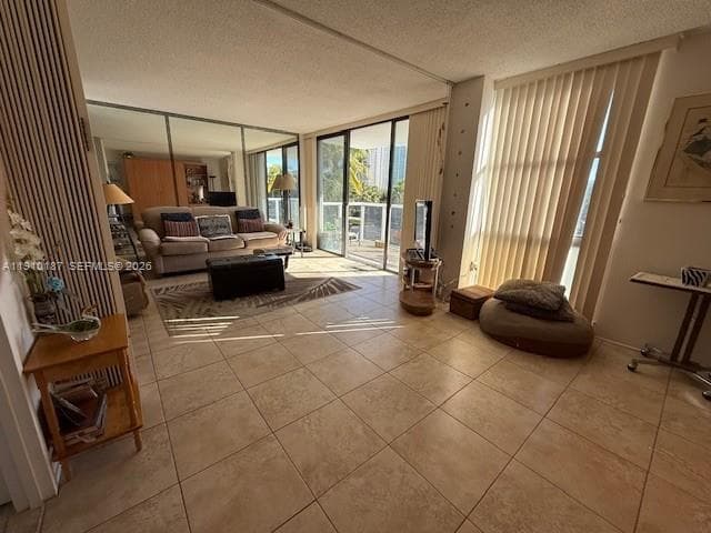 3625 N Country Club Dr # 304, Aventura, FL 33180 — zdjęcie 4