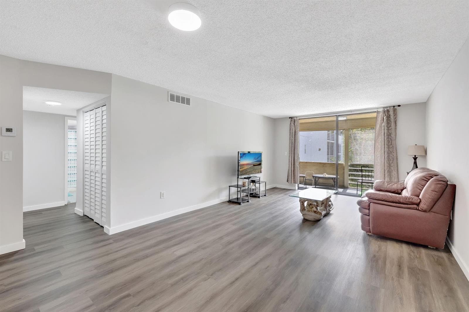 2800 Somerset Drive # 218j, Lauderdale Lakes, FL 33311 — zdjęcie 3