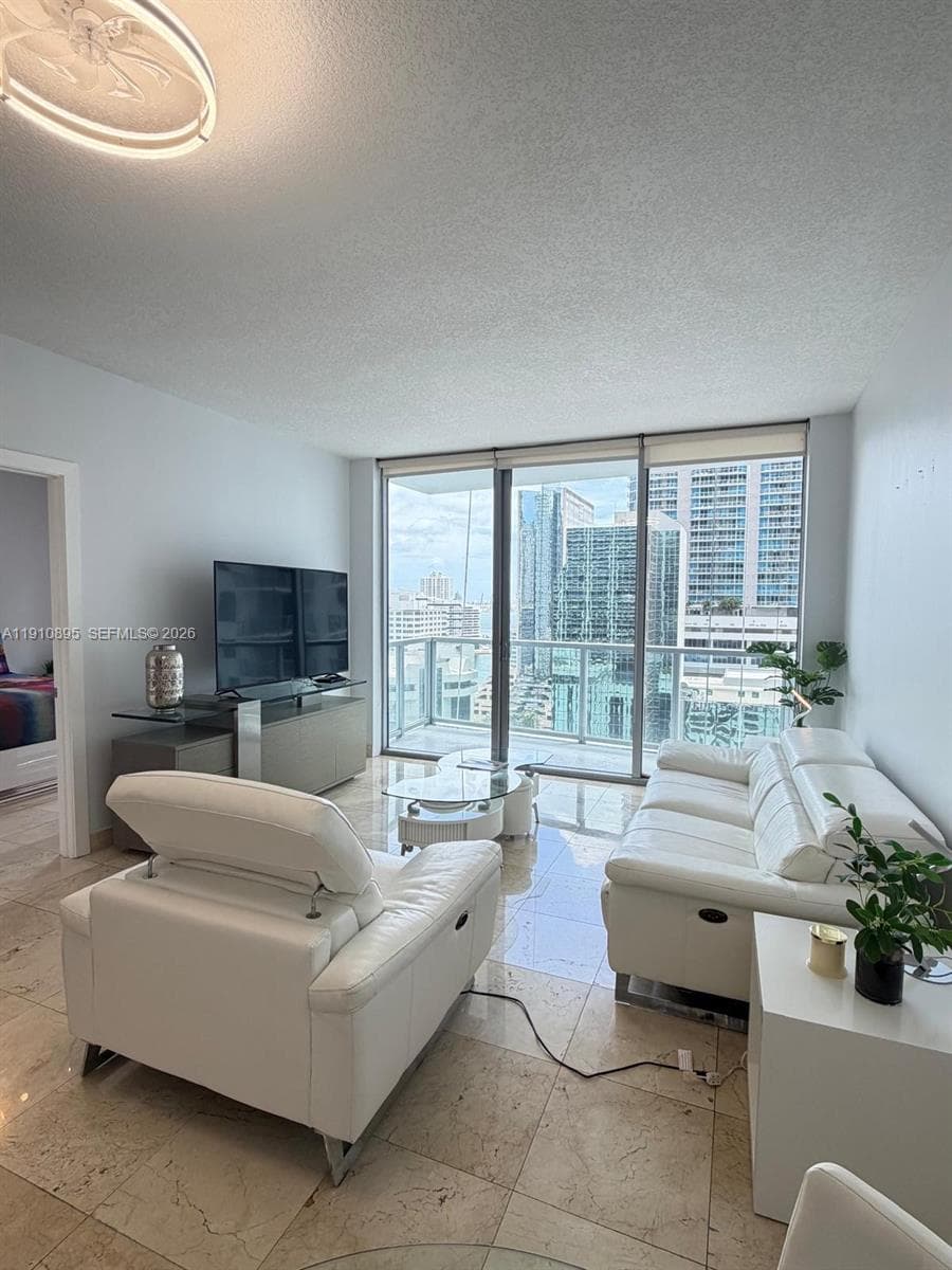 1050 Brickell Ave # 1904, Miami, FL 33131