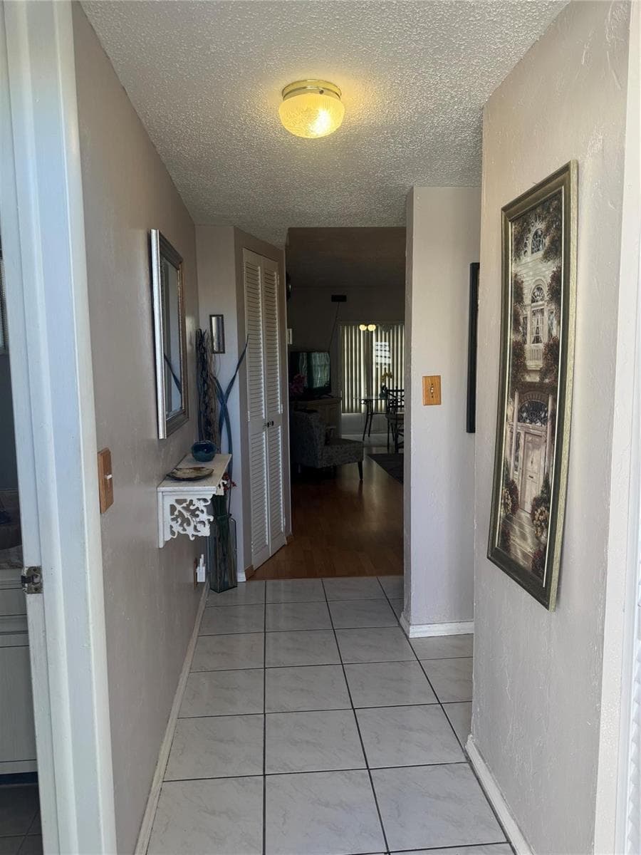 3940 NW 42 Avenue # 315, Lauderdale Lakes, FL 33319 — zdjęcie 4
