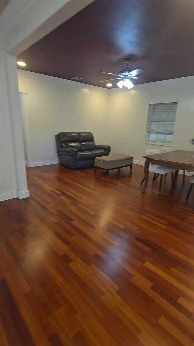 1435 NE 182nd Street, North Miami Beach, FL 33162 — zdjęcie 2