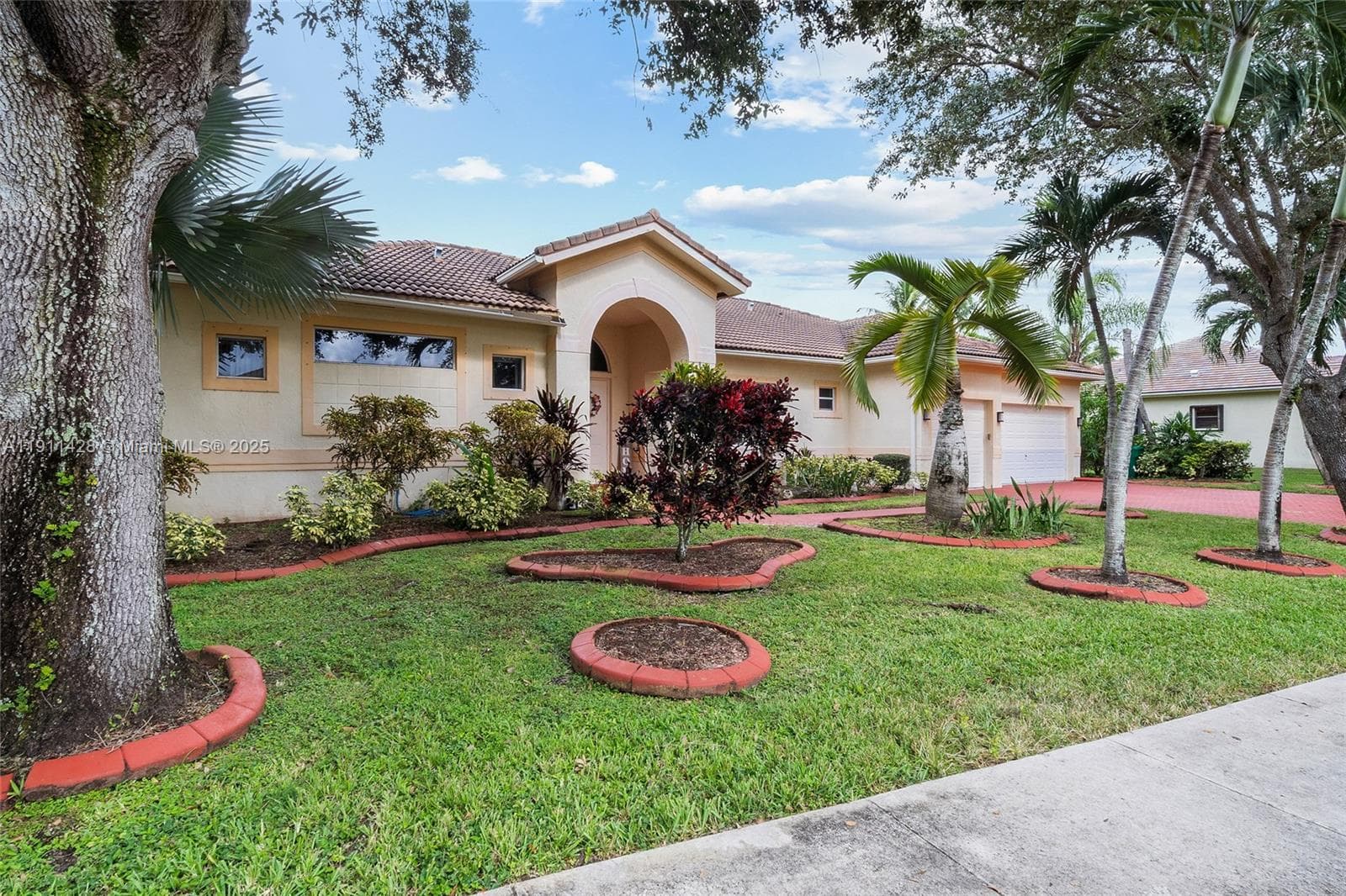 13875 SW 41st St, Davie, FL 33330 — zdjęcie 4