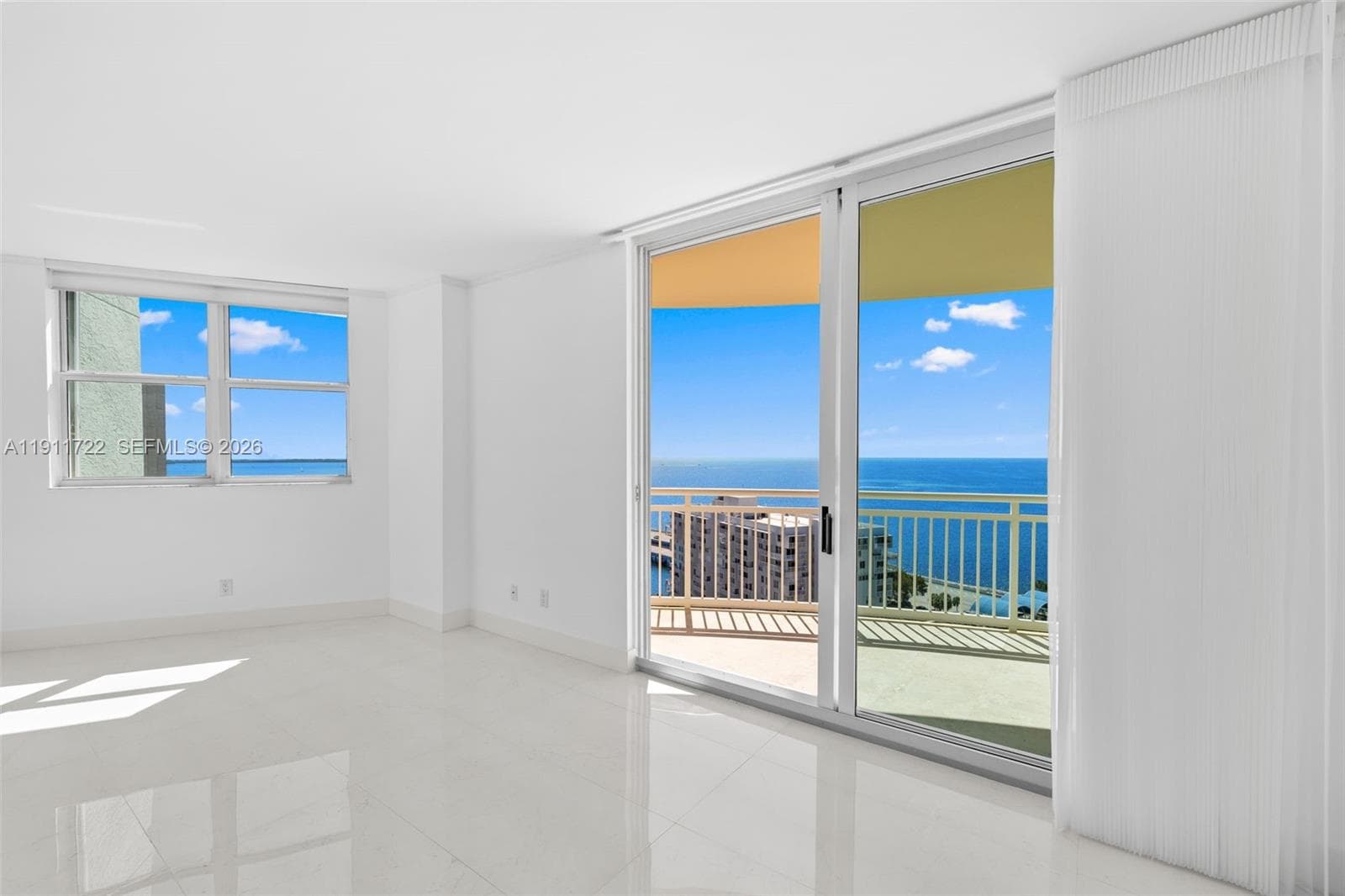 2475 Brickell Ave # 1907, Miami, FL 33129 — zdjęcie 2