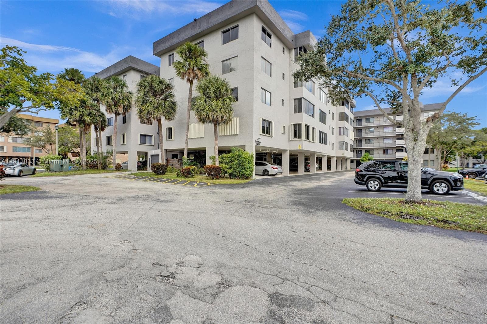 8010 Hampton Blvd # 211, North Lauderdale, FL 33068 — zdjęcie 2