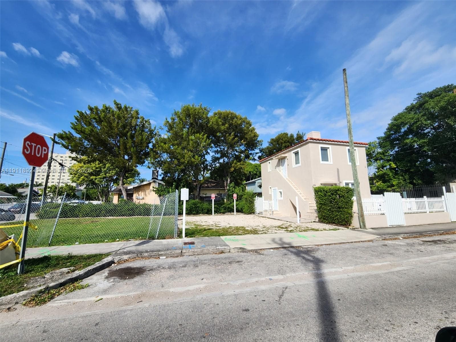 243 SW 10th Ave, Miami, FL 33130 — zdjęcie 2