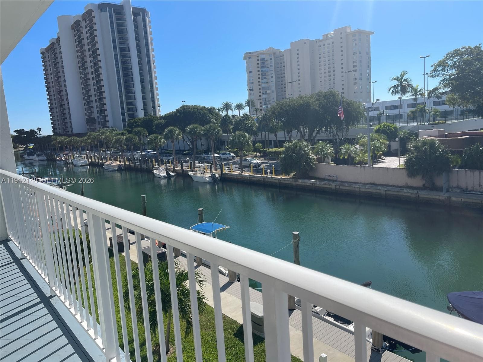 1650 NE 115th St # 311, Miami, FL 33181