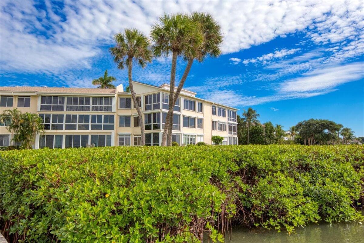 2370 NE Ocean Boulevard # A201, Stuart, FL 34996 — zdjęcie 4