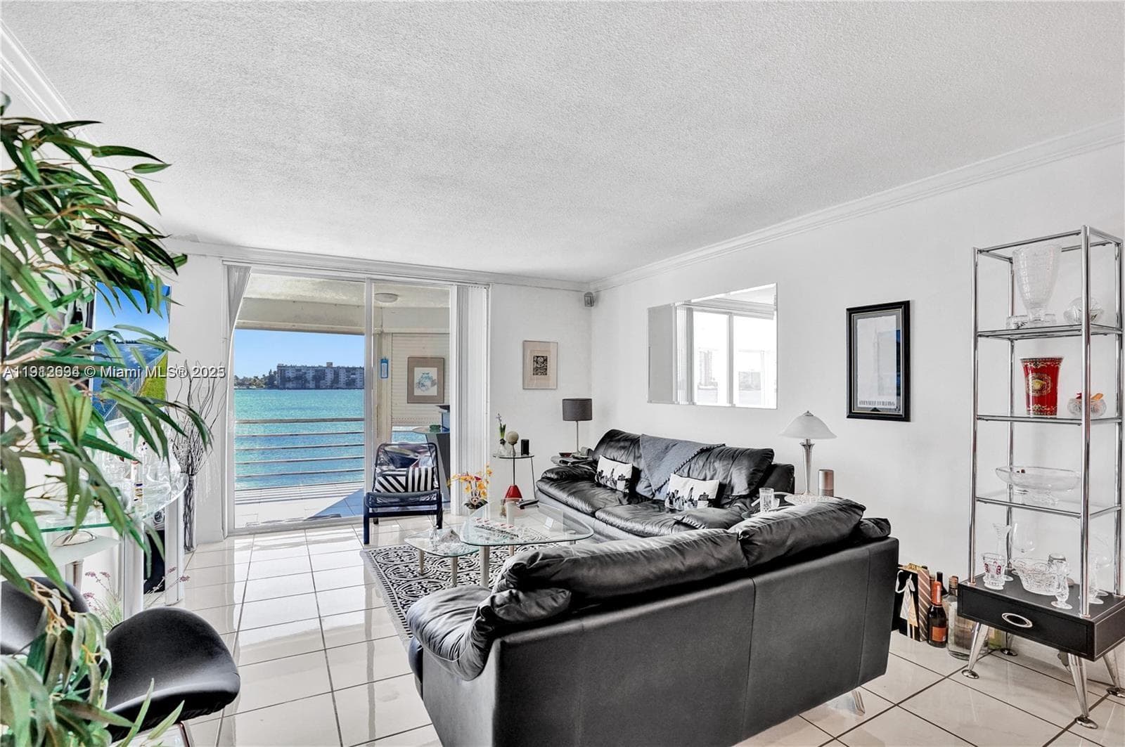 1000 NE 191st St # 21, Miami, FL 33179 — zdjęcie 5