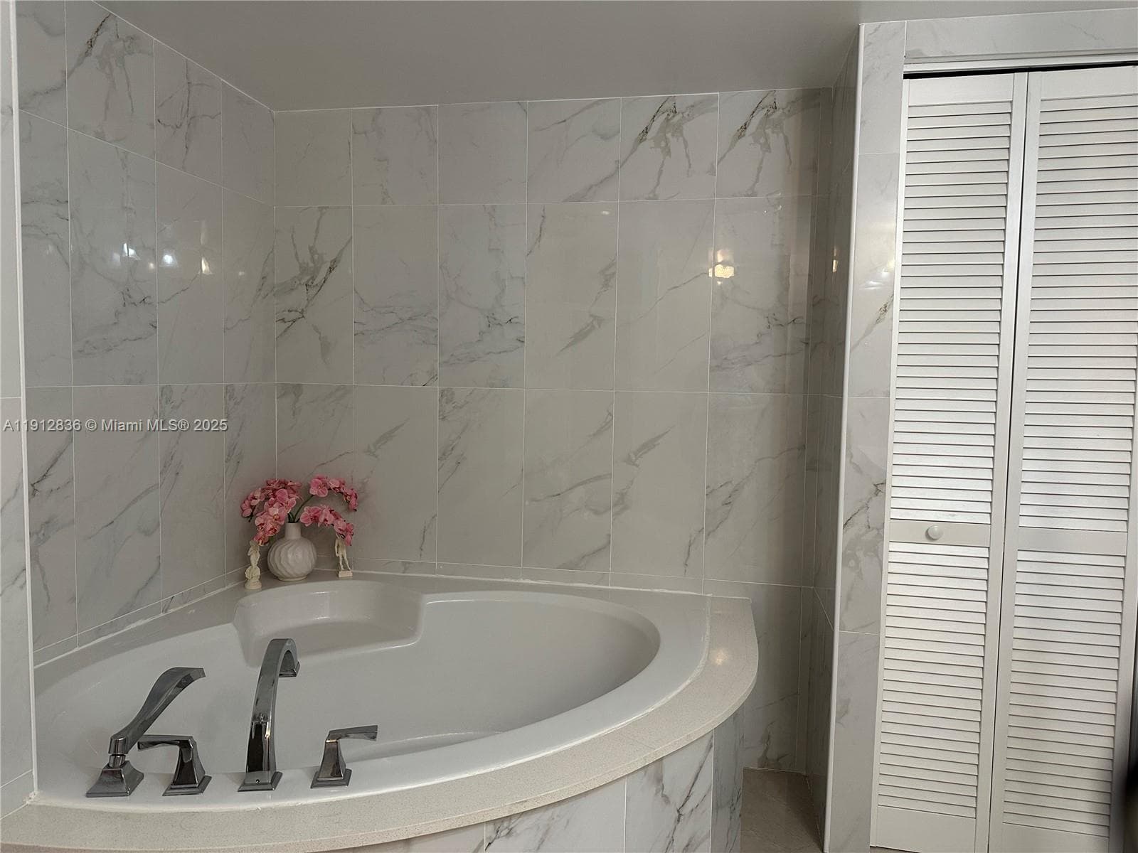 1865 S Ocean Dr # 6H, Hallandale Beach, FL 33009 — zdjęcie 4