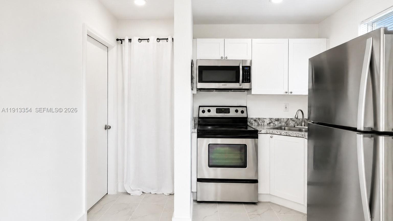 6950 NW 8th Ave # 3, Miami, FL 33150
