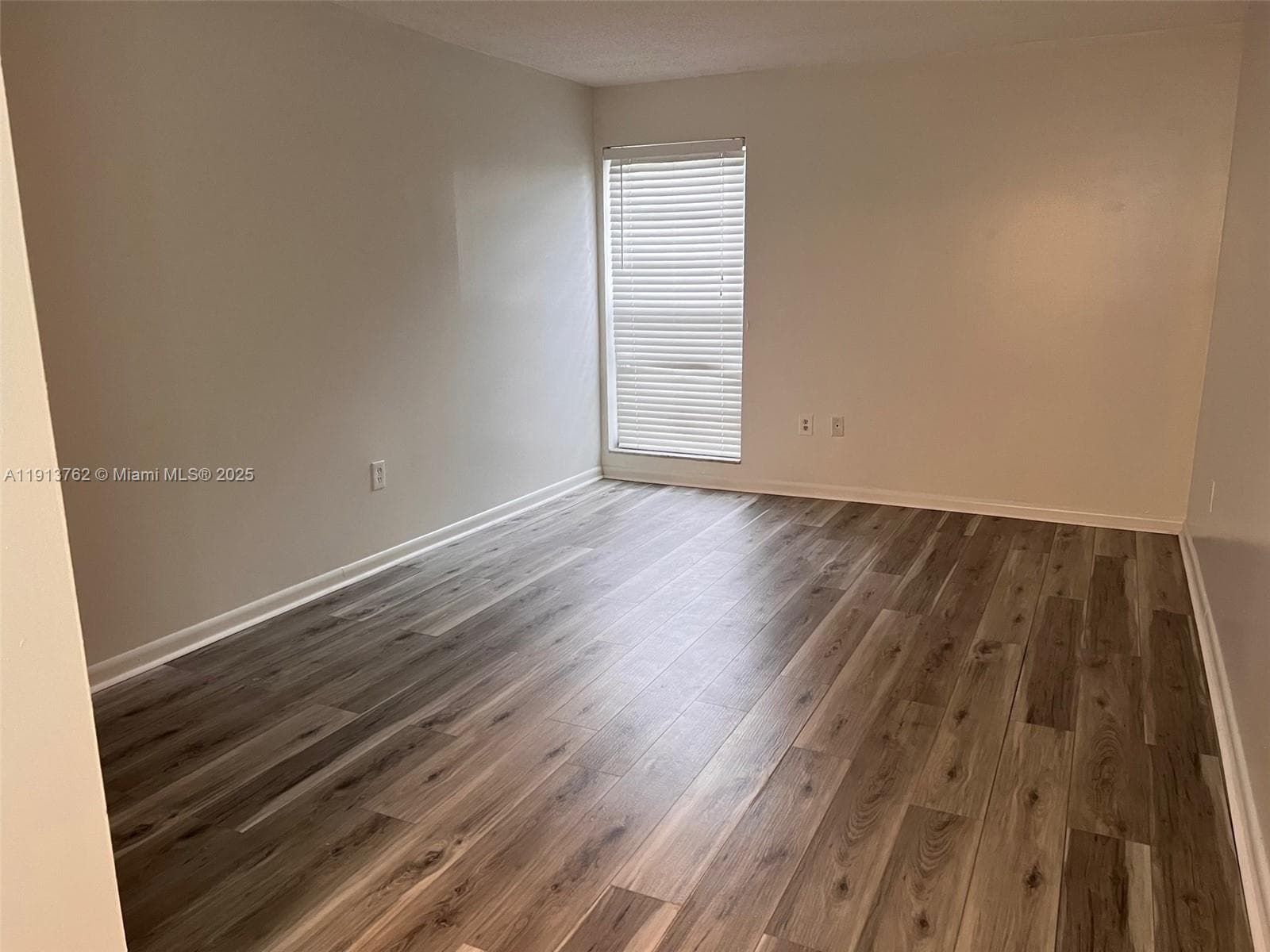 12035 NE 2nd Ave # A111, North Miami, FL 33161 — zdjęcie 5