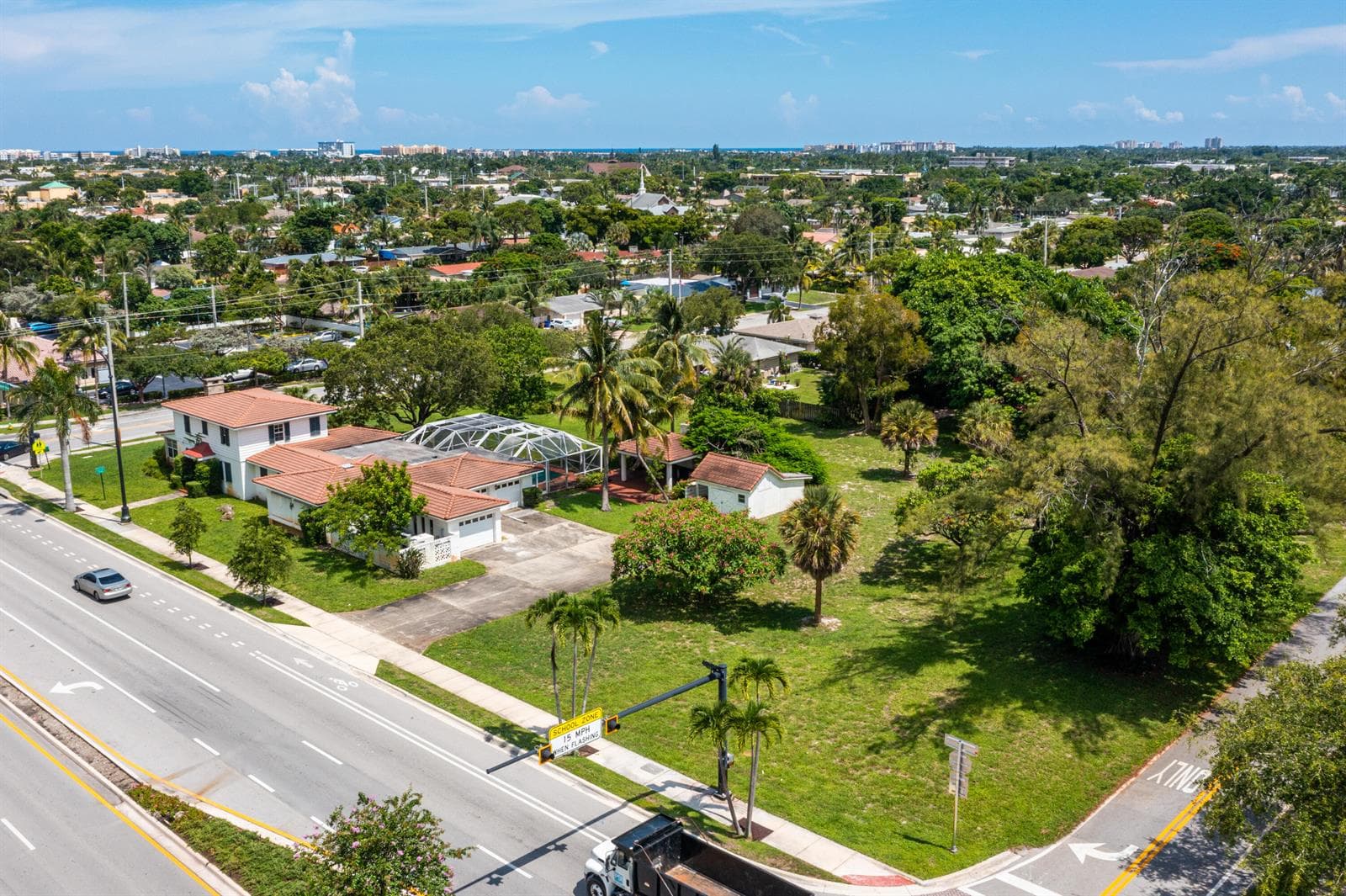 556 E Hillsboro Boulevard, Deerfield Beach, FL 33441 — zdjęcie 3
