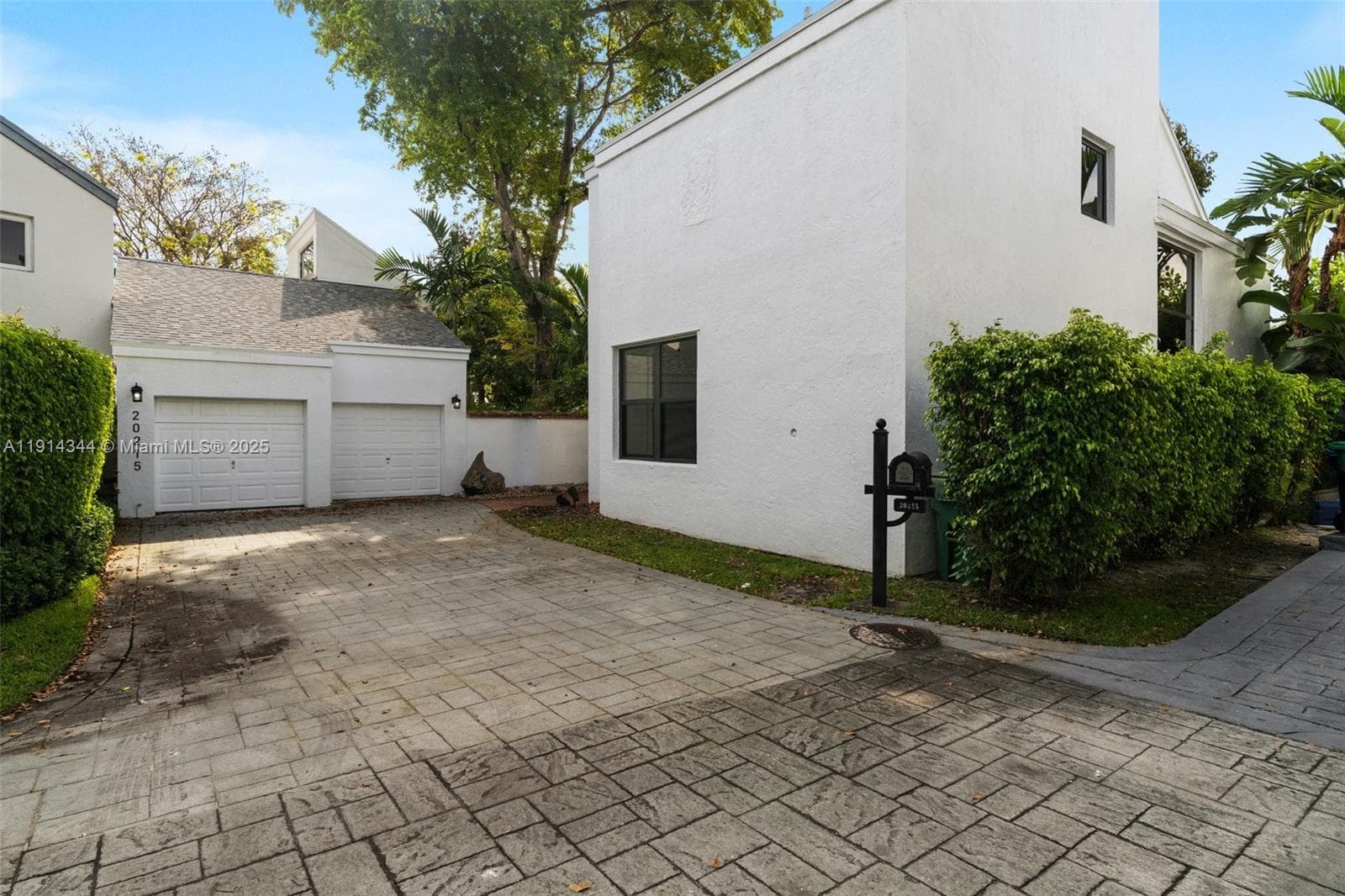 20215 W Oak Haven Cir, Miami, FL 33179 — zdjęcie 3