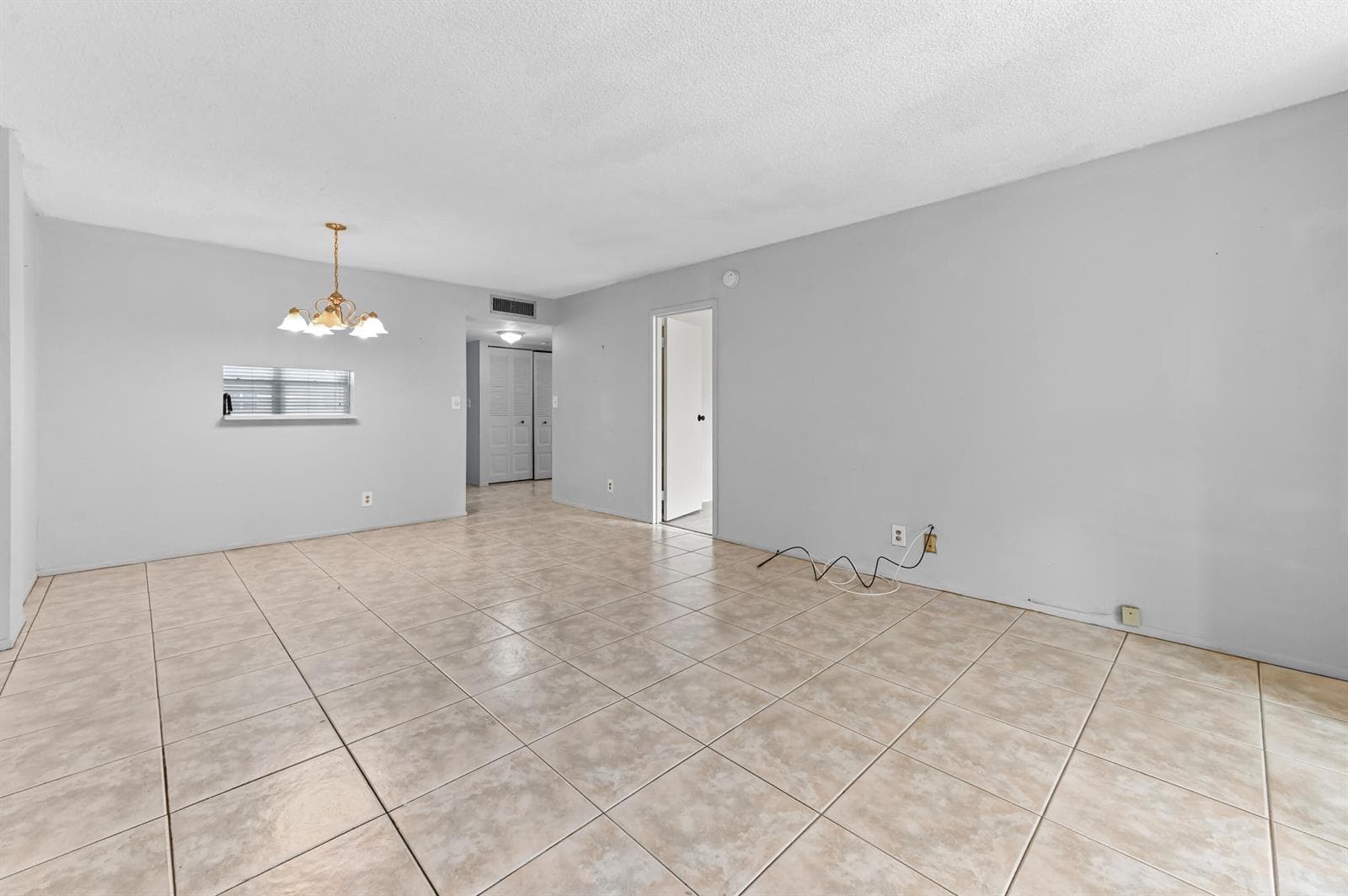 2650 NW 49th Avenue # 422, Lauderdale Lakes, FL 33313 — zdjęcie 5