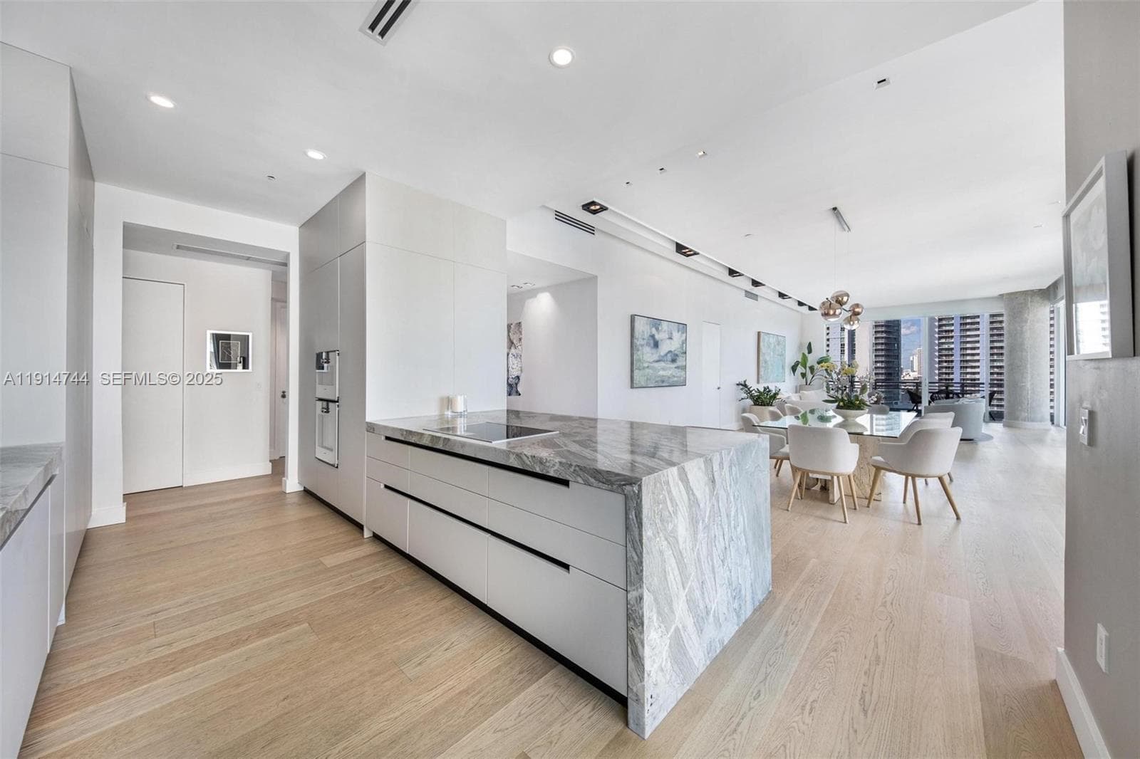 900 Brickell Key Blvd # 1403, Miami, FL 33131 — zdjęcie 2