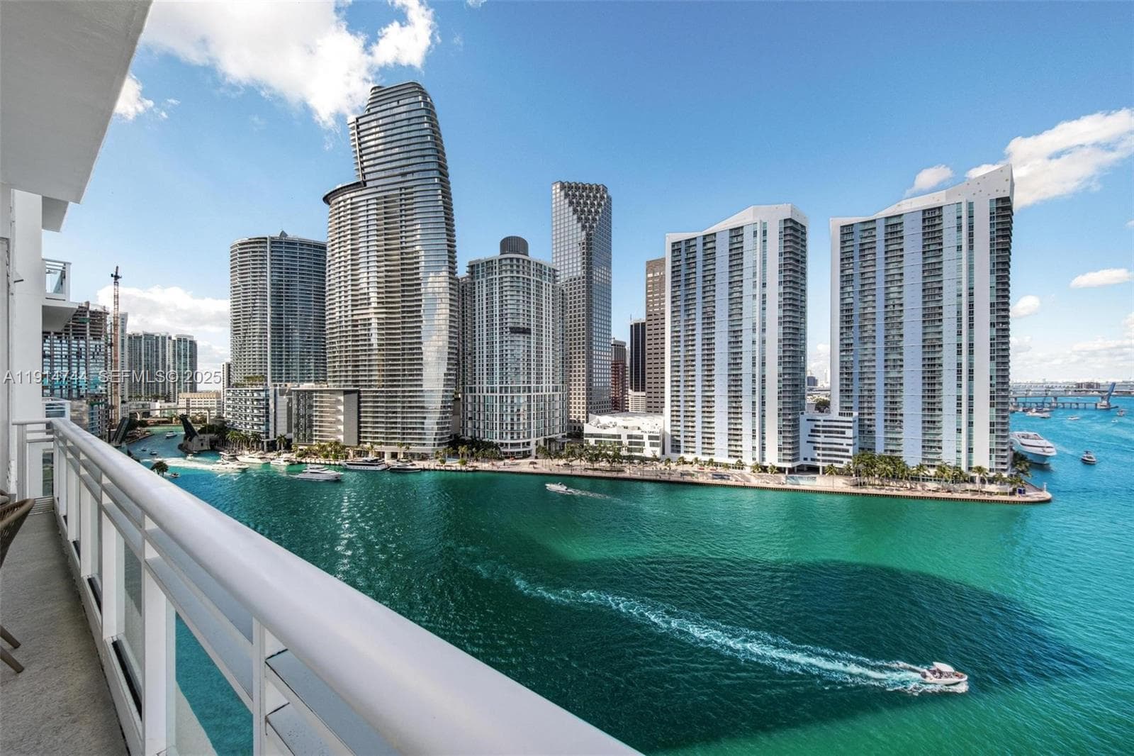 900 Brickell Key Blvd # 1403, Miami, FL 33131 — zdjęcie 5
