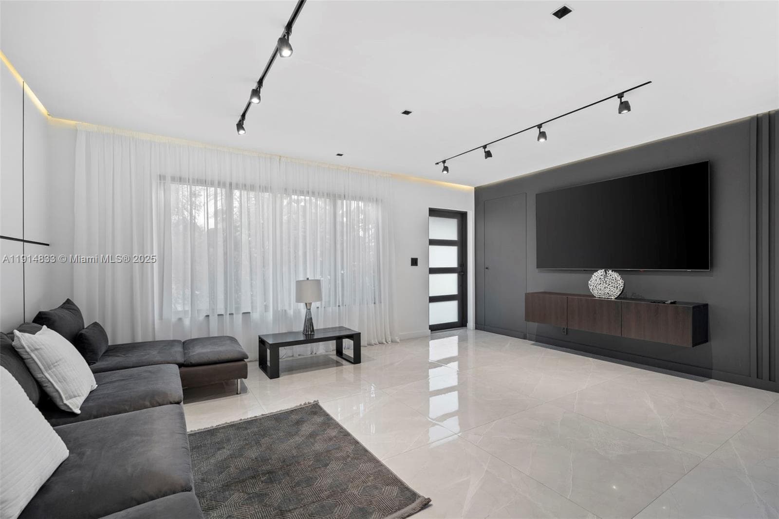1101 N 14th Ave, Hollywood, FL 33020 — zdjęcie 3