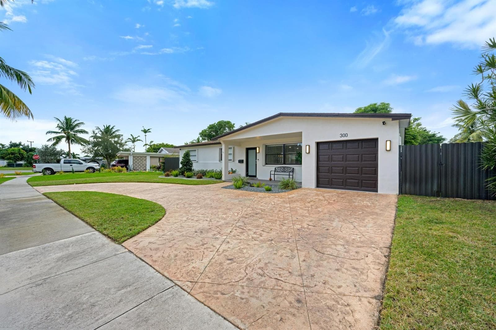 300 SW 65th Way, Pembroke Pines, FL 33023 — zdjęcie 2