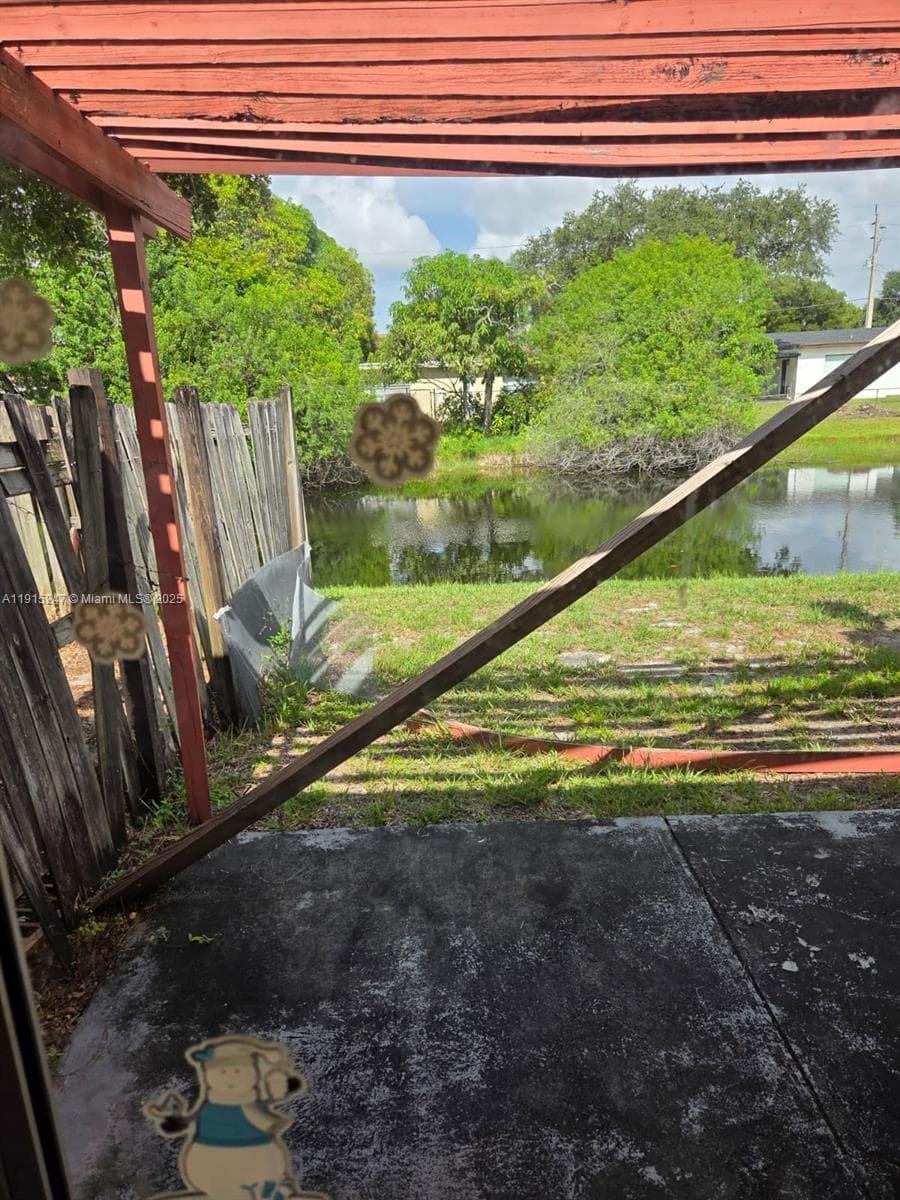 1524 NW 56th Ave # 7, Lauderhill, FL 33313 — zdjęcie 2
