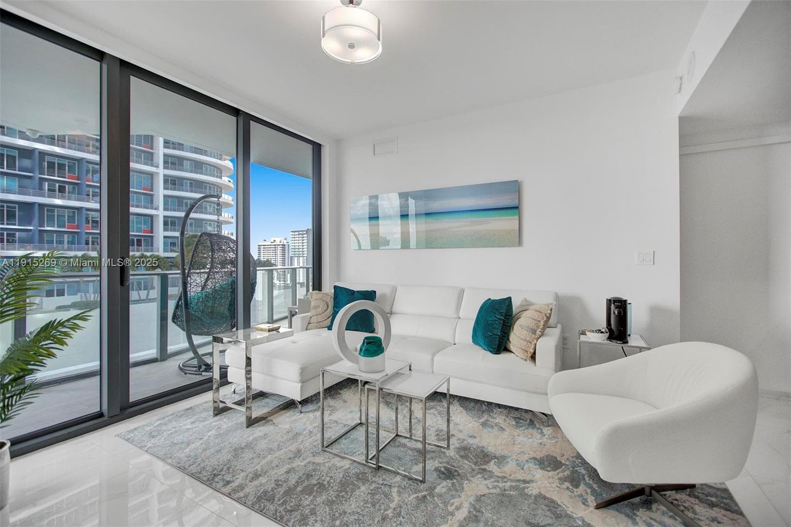 1300 S Miami Ave # 1407, Miami, FL 33130 — zdjęcie 2
