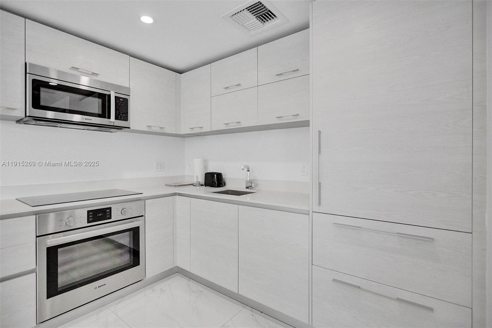 1300 S Miami Ave # 1407, Miami, FL 33130 — zdjęcie 5