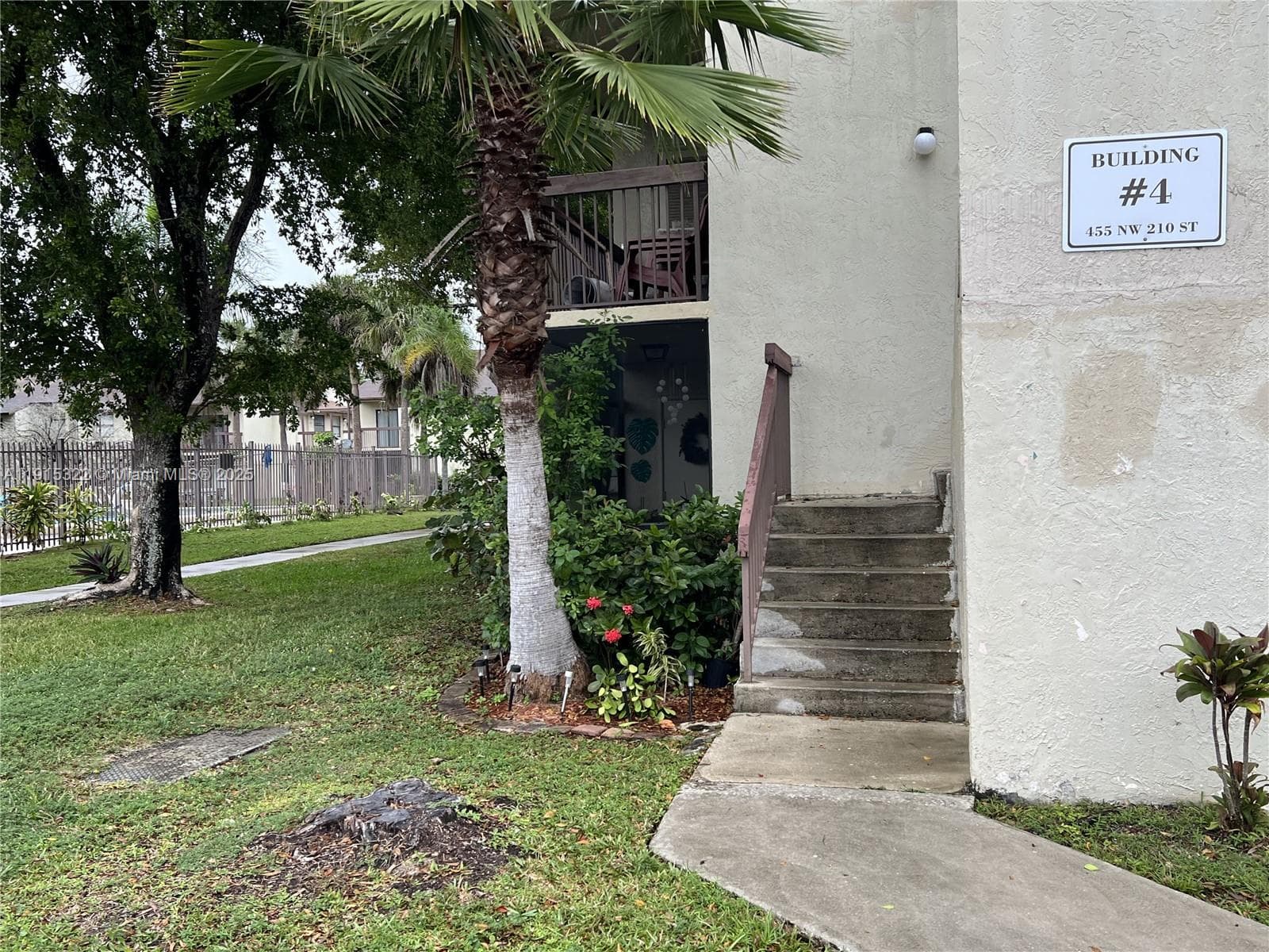 455 NW 210th St # 205, Miami Gardens, FL 33169 — zdjęcie 3