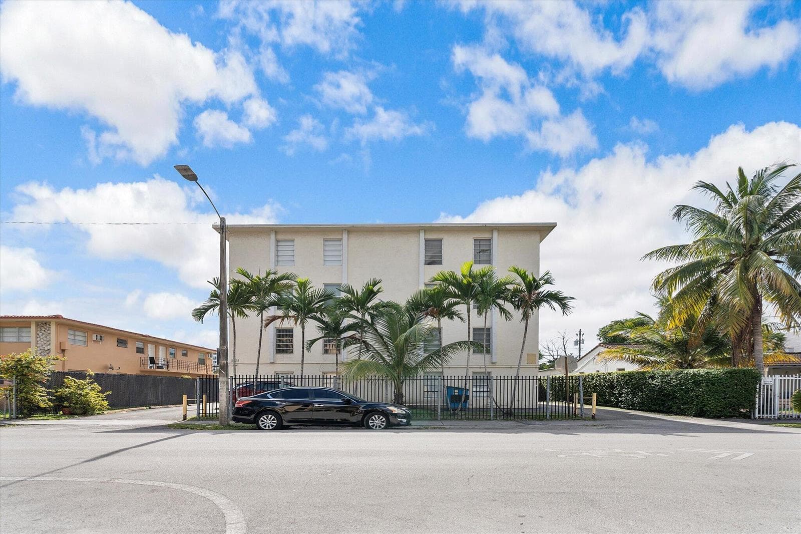 2138 SW 6th Street # 301, Miami, FL 33135 — zdjęcie 2
