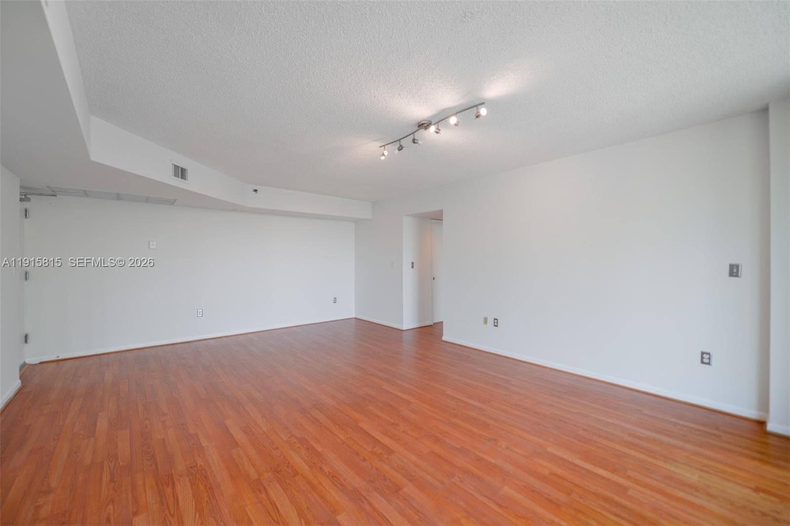 5900 Collins Ave # 506, Miami Beach, FL 33140 — zdjęcie 4