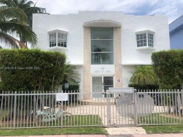 1526 Pennsylvania Ave # 19, Miami Beach, FL 33139