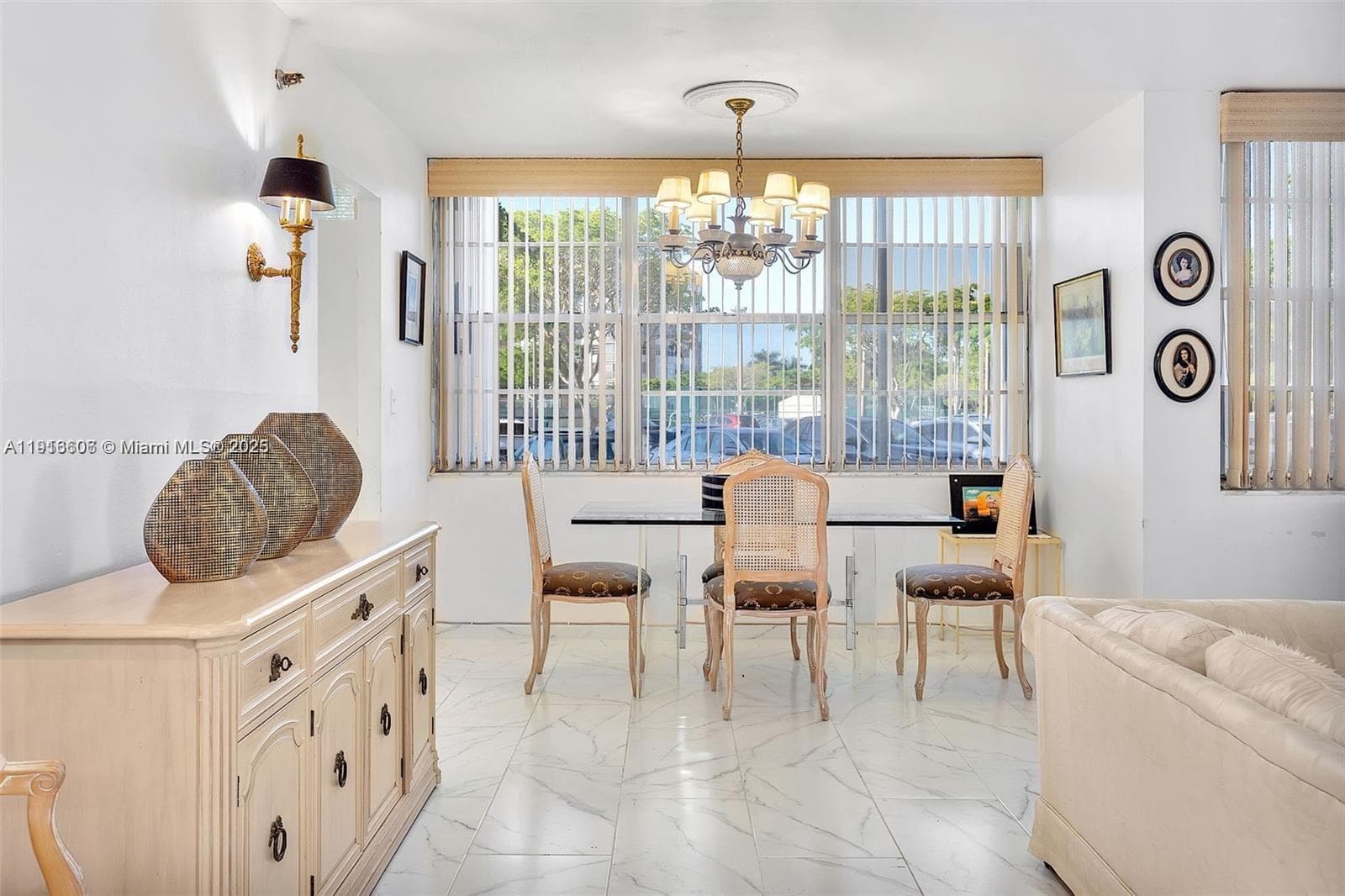 1300 Saint Charles Pl # L12, Pembroke Pines, FL 33026 — zdjęcie 5