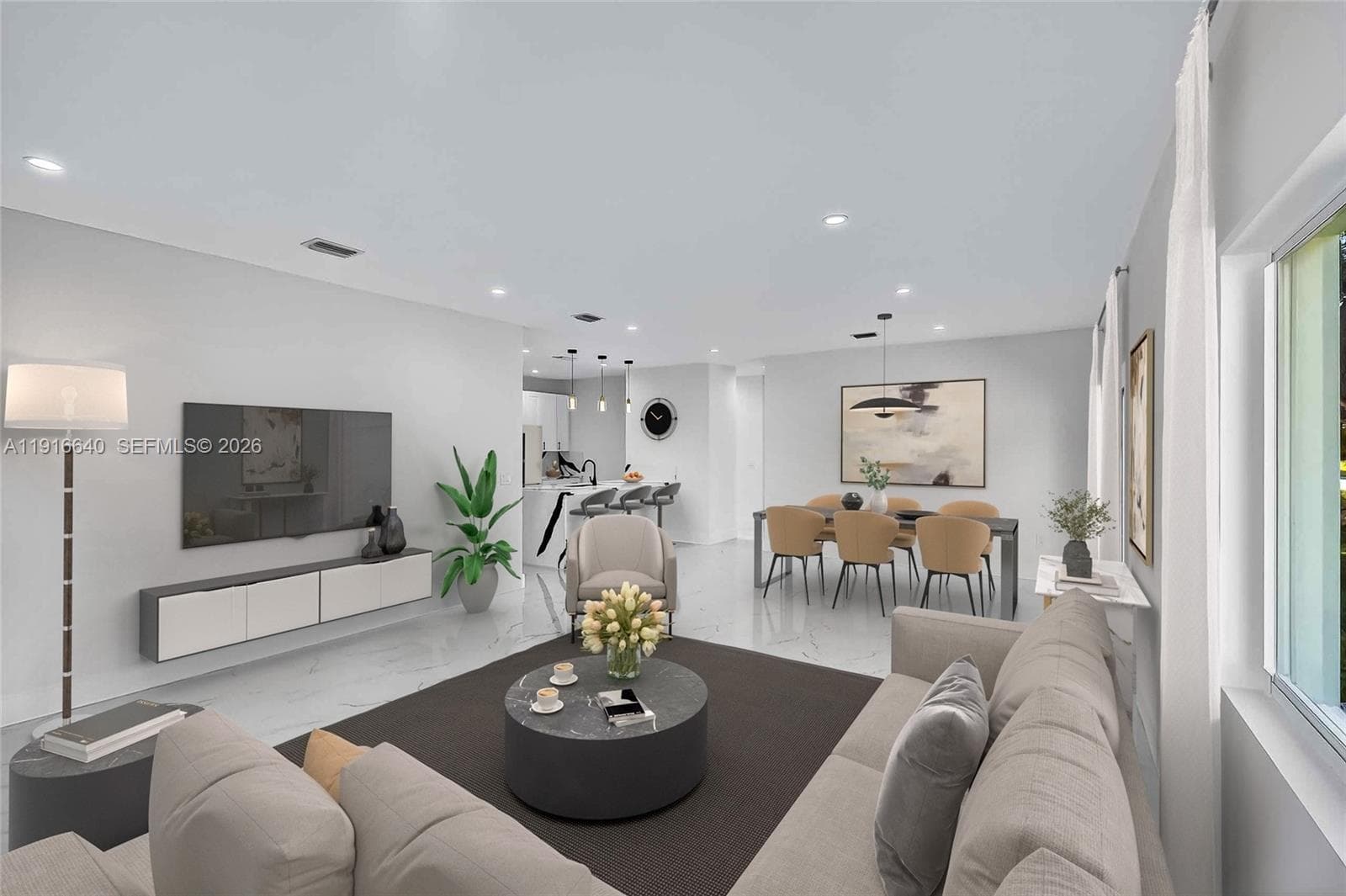 1346 NW 44th St, Miami, FL 33142 — zdjęcie 2