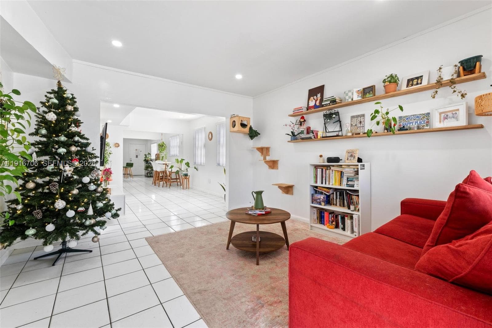 2262 NW 4th St, Miami, FL 33125 — zdjęcie 4