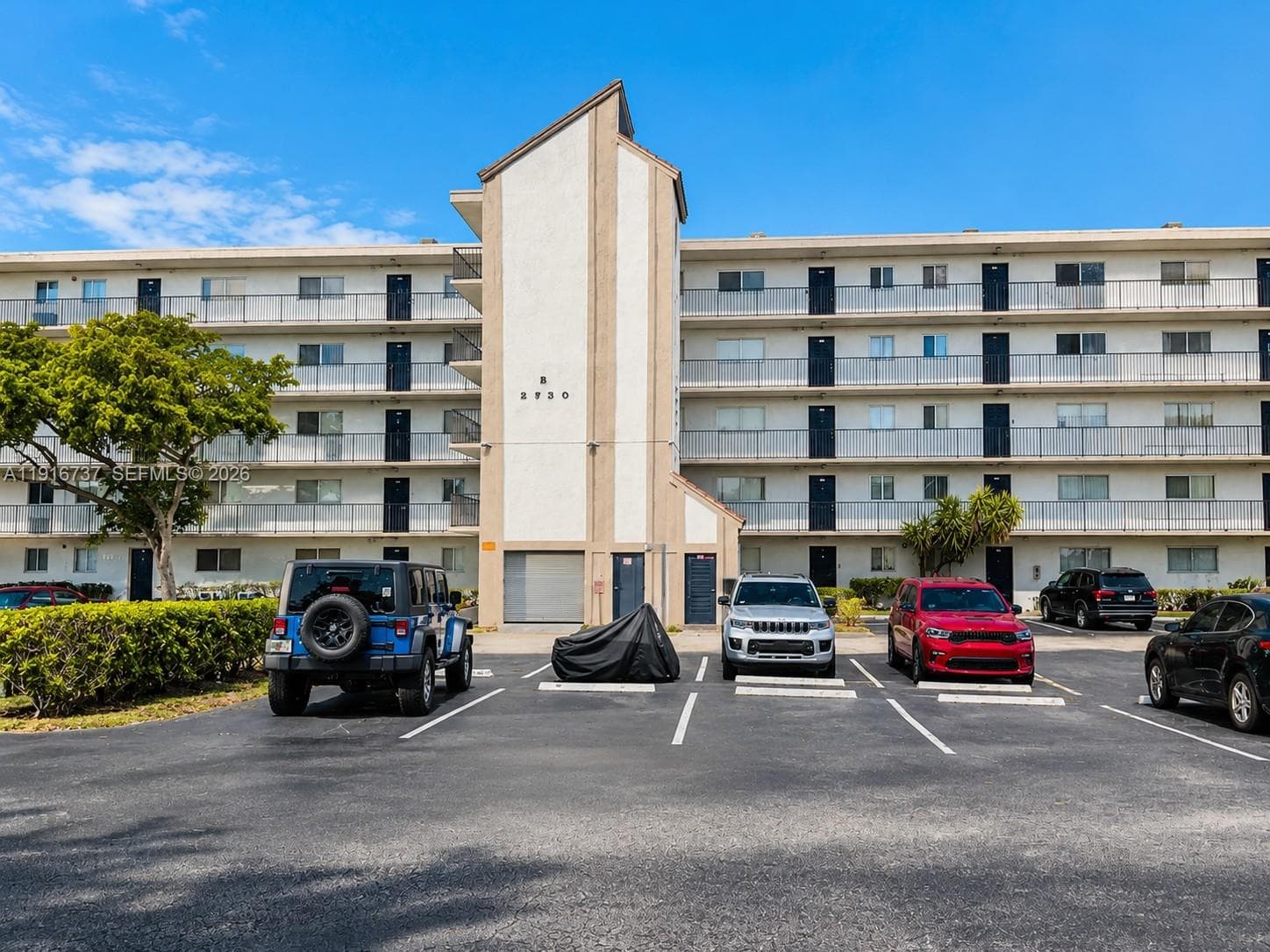 8730 N Sherman Cir # 407, Miramar, FL 33025