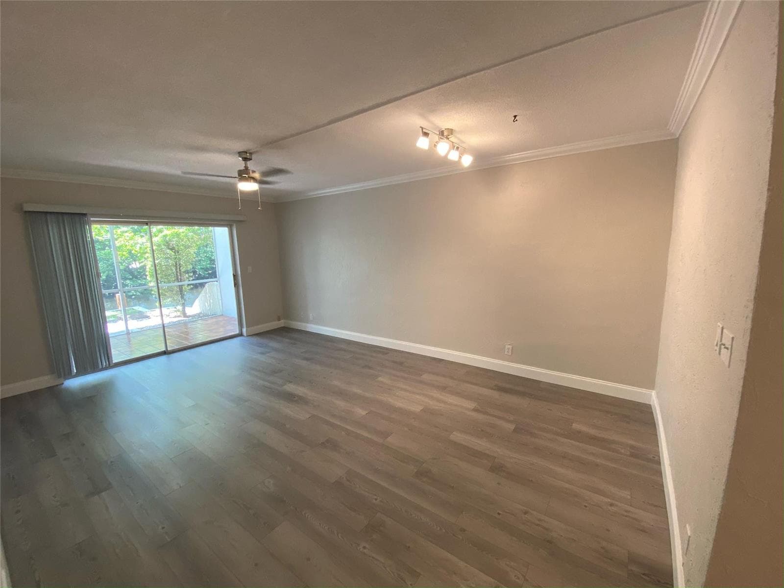 1400 NE 57th Street # 104, Fort Lauderdale, FL 33334 — zdjęcie 2