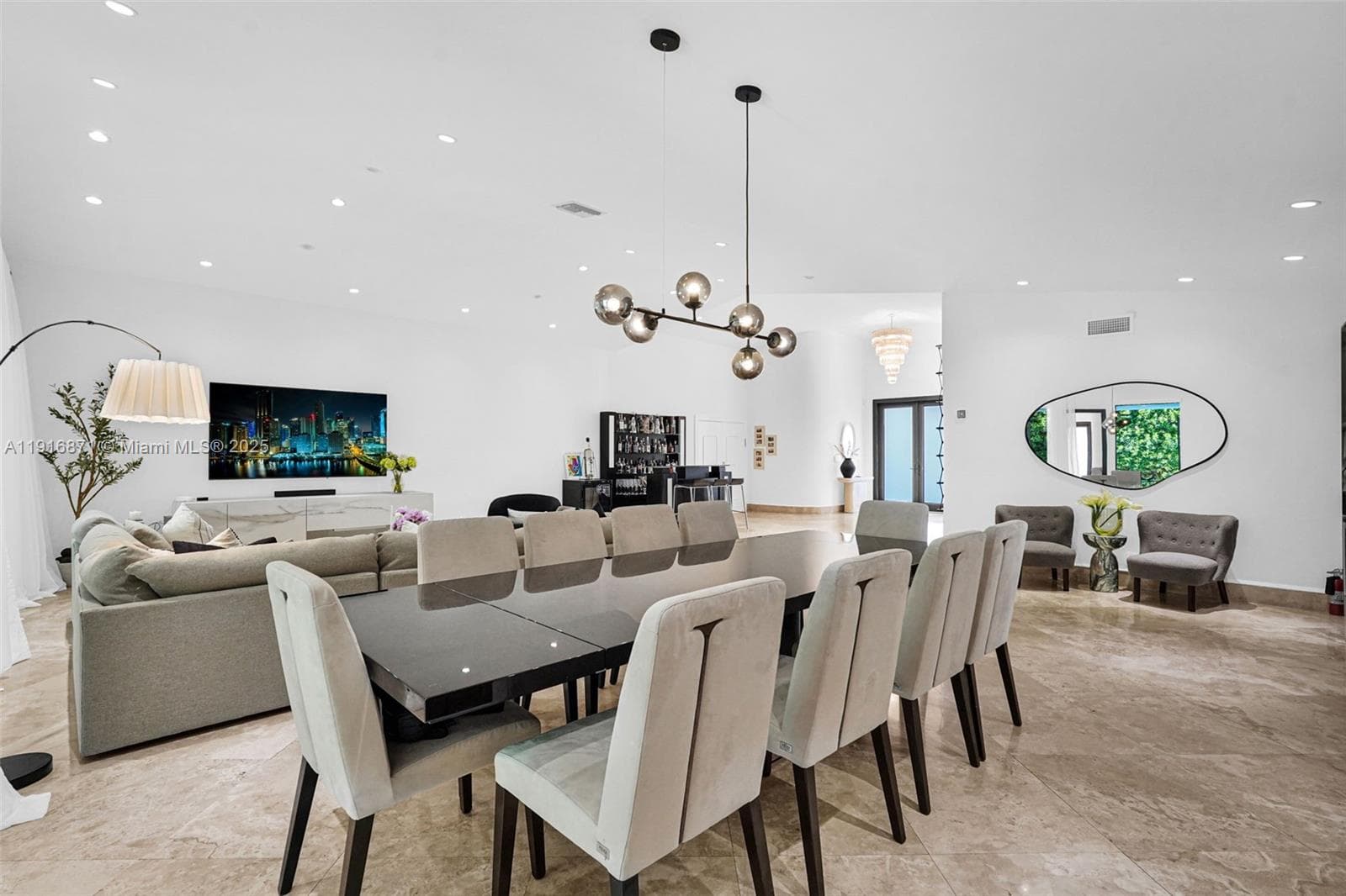 145 Bal Bay Dr, Bal Harbour, FL 33154 — zdjęcie 5