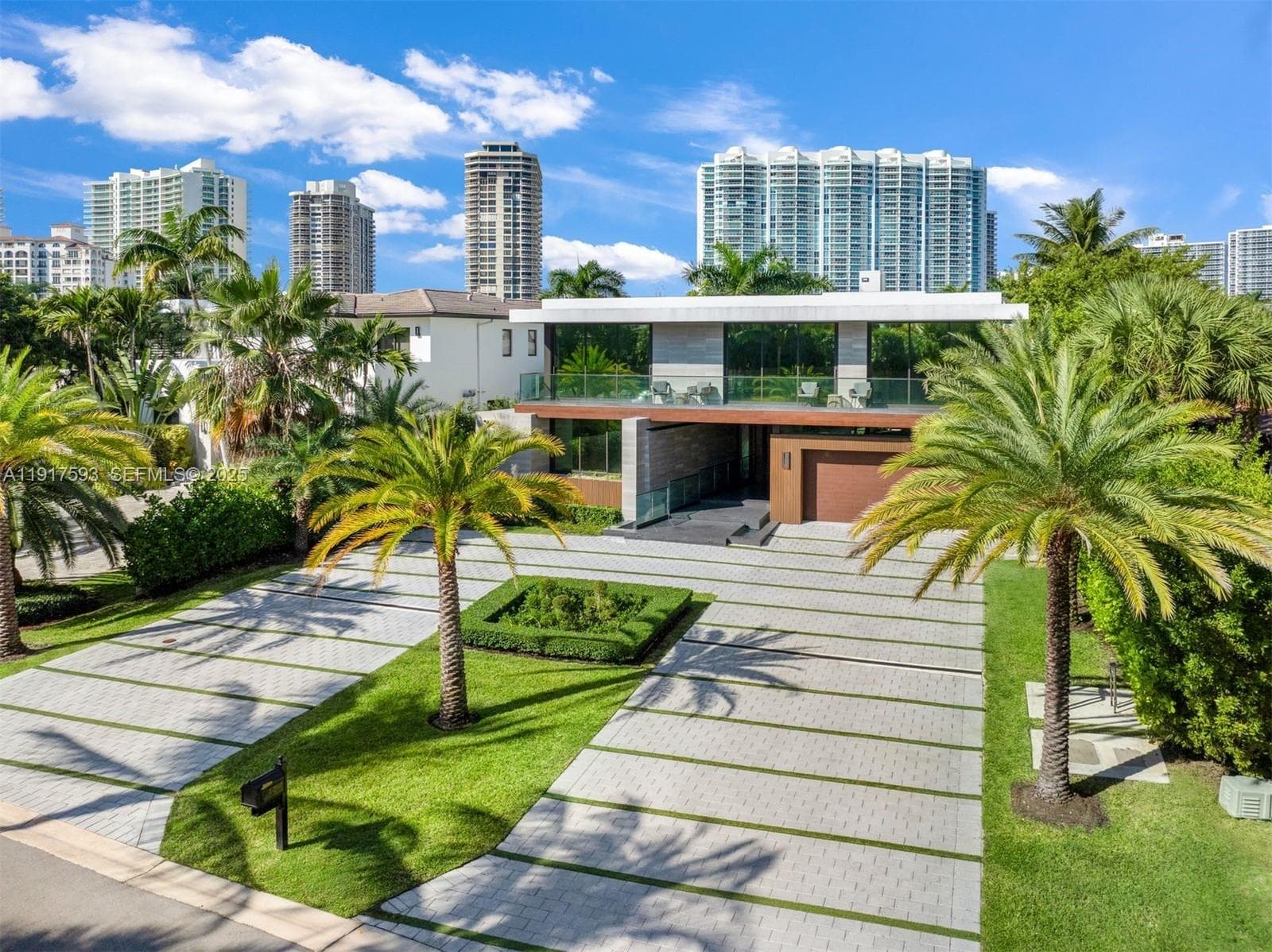 342 S Parkway, Golden Beach, FL 33160 — zdjęcie 2