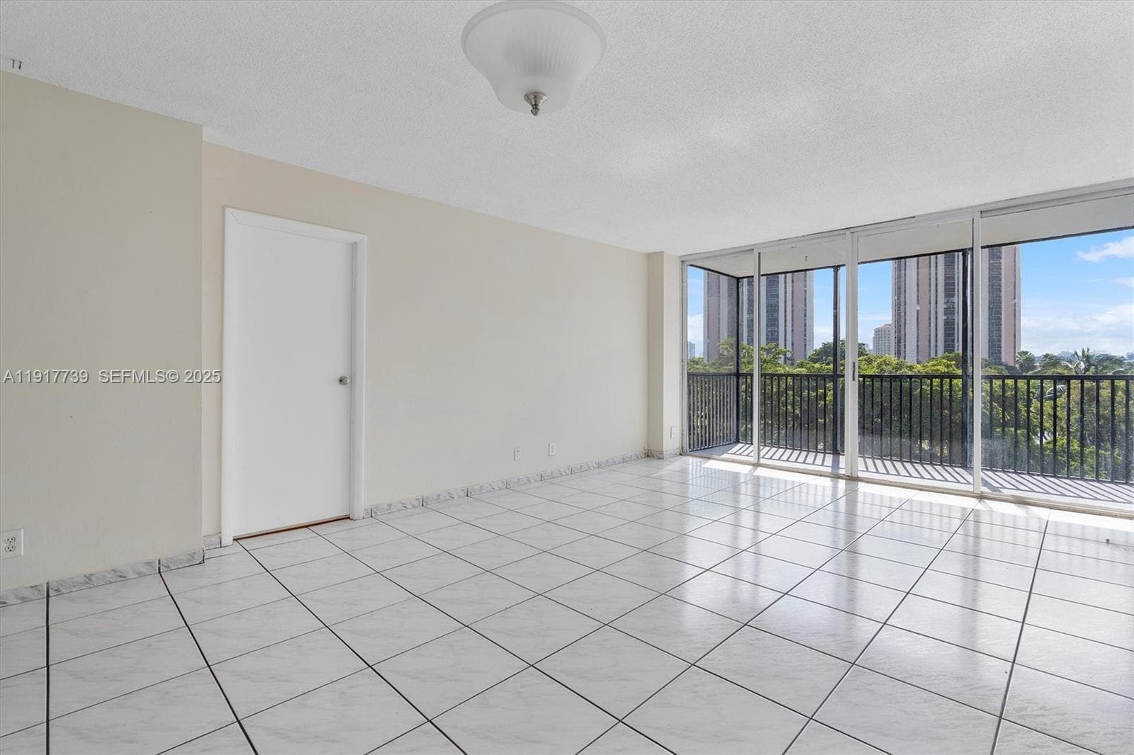 3101 N Country Club Dr # 504, Aventura, FL 33180 — zdjęcie 5
