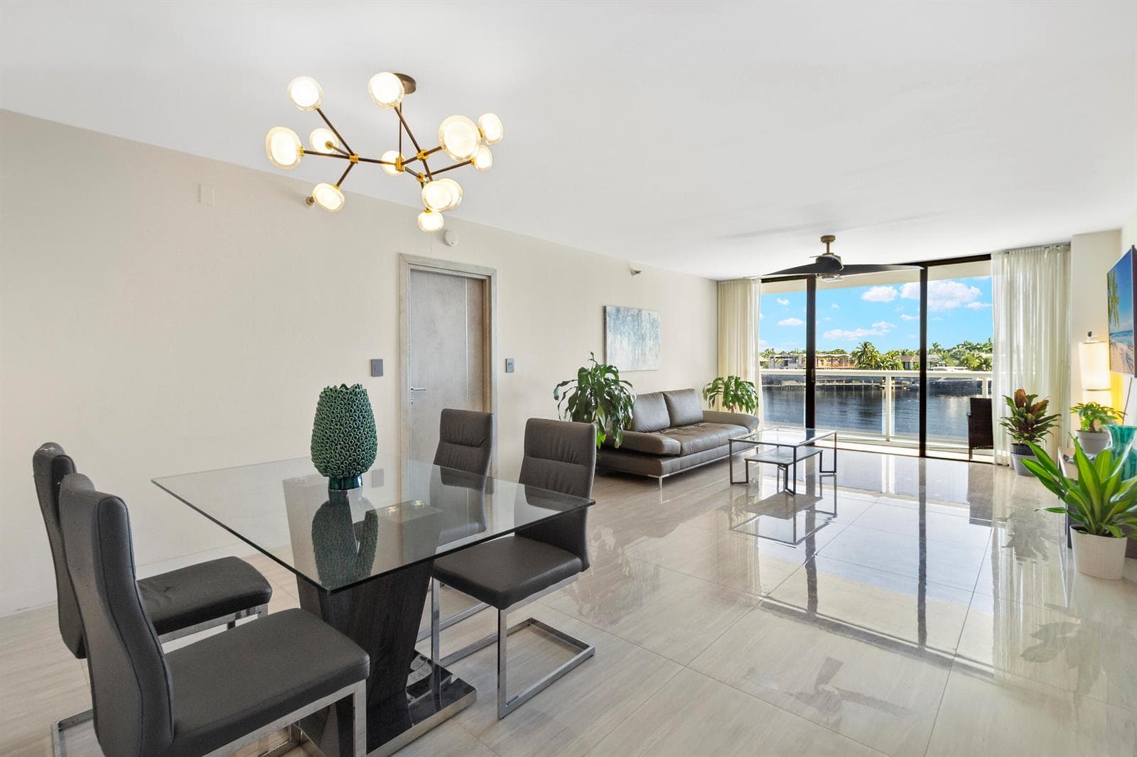 20515 E Country Club Drive # 345, Aventura, FL 33180 — zdjęcie 2