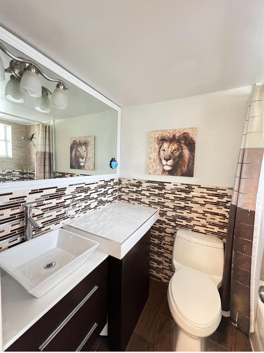 7904 West Dr # 111, North Bay Village, FL 33141 — zdjęcie 5