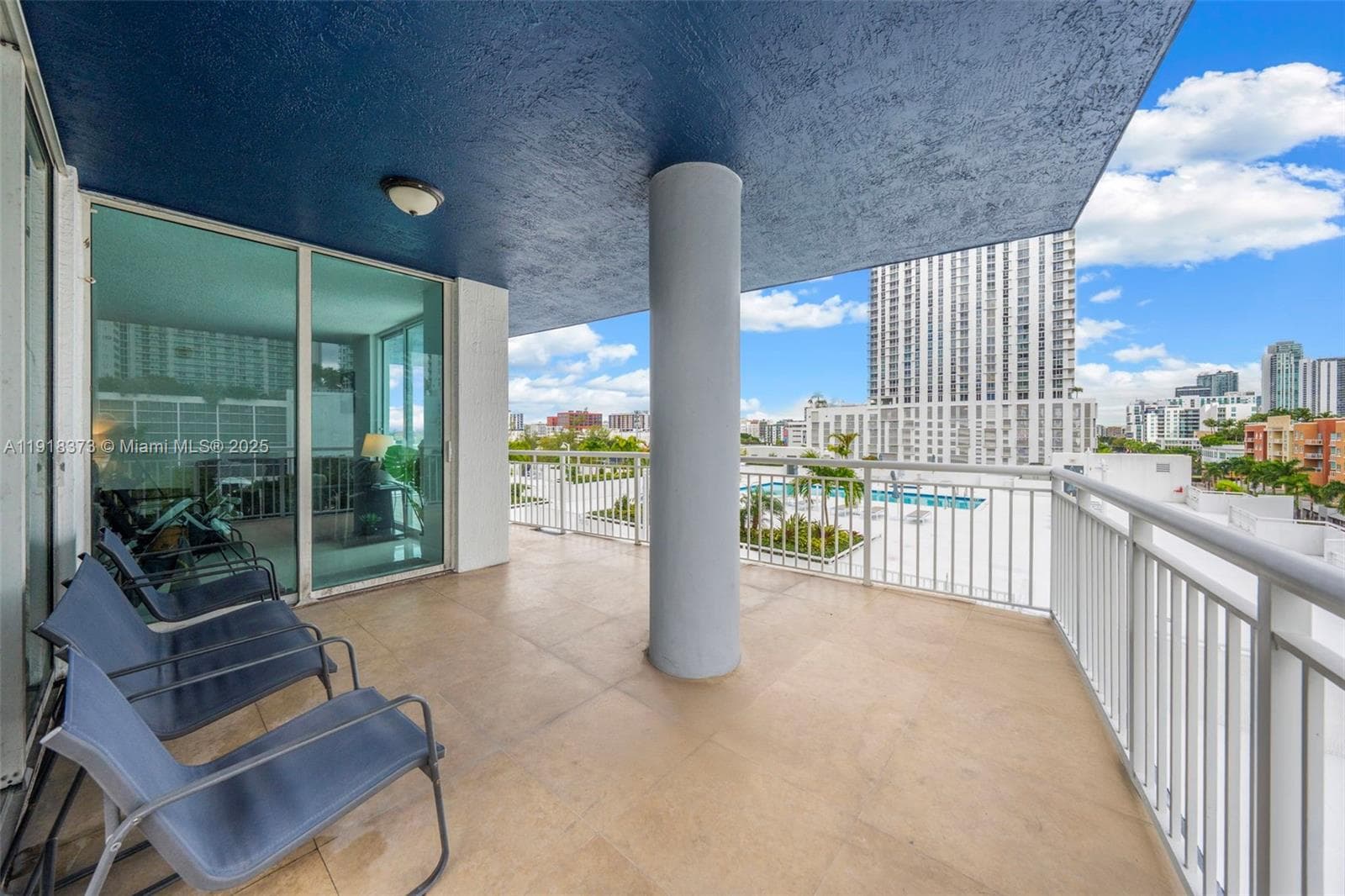 275 NE 18th St # 708, Miami, FL 33132 — zdjęcie 5