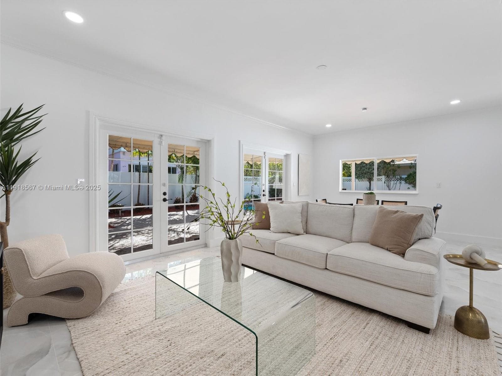 2764 NE 35th St, Fort Lauderdale, FL 33306 — zdjęcie 3