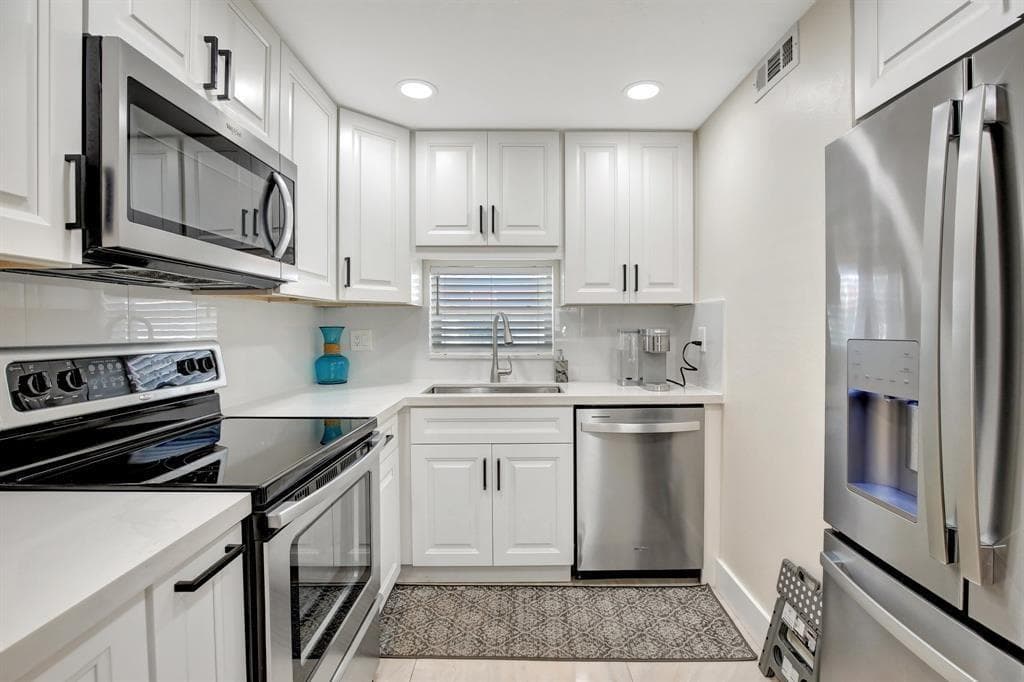 9720 S Hollybrook Lake Drive # 204, Pembroke Pines, FL 33025 — zdjęcie 2