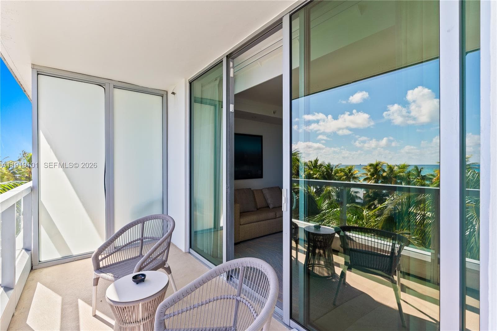 4391 Collins Ave # 413, Miami Beach, FL 33140 — zdjęcie 4