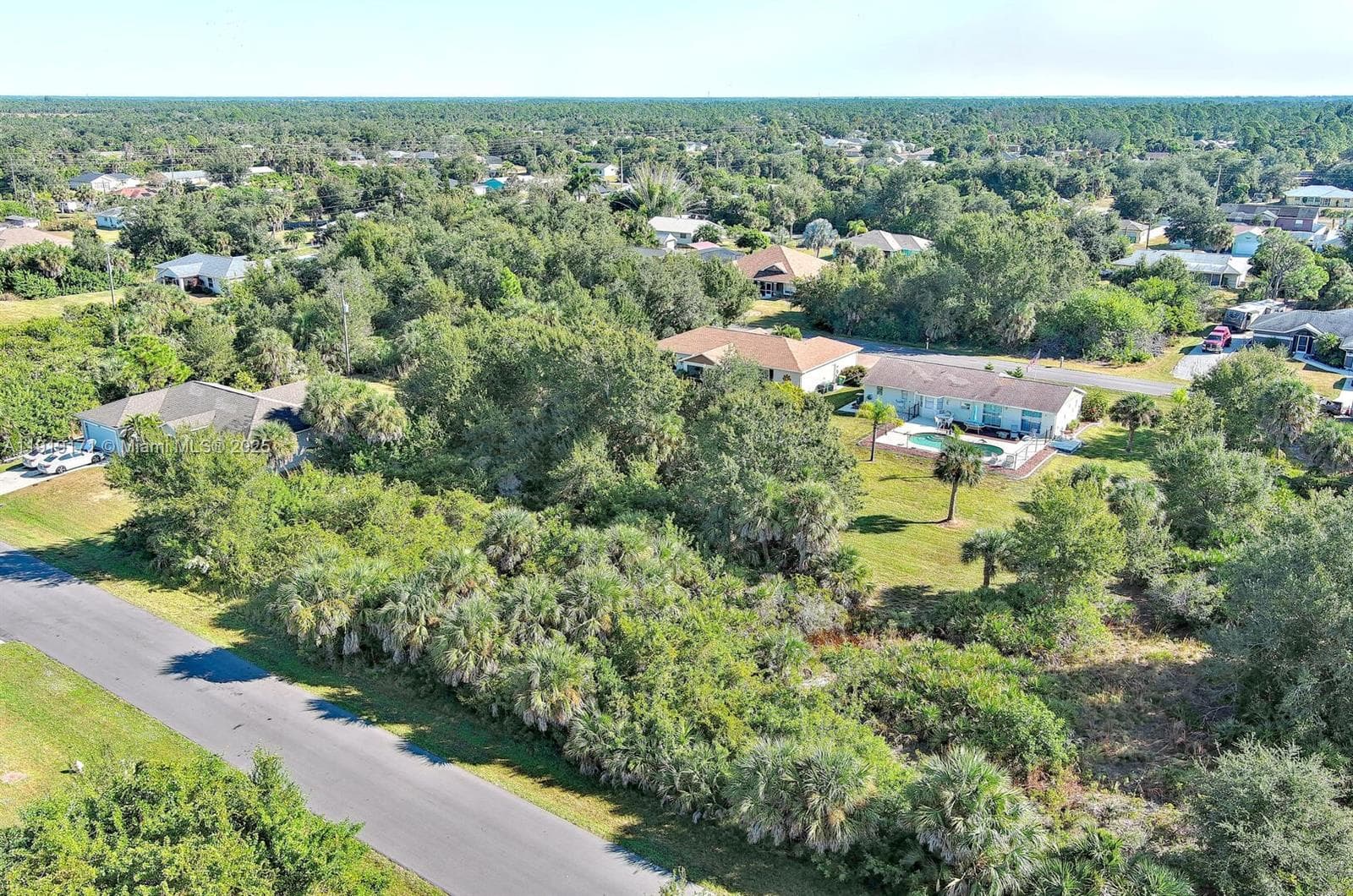 6184 LOMAX ST, Other City - In The State Of Florida, FL 34224