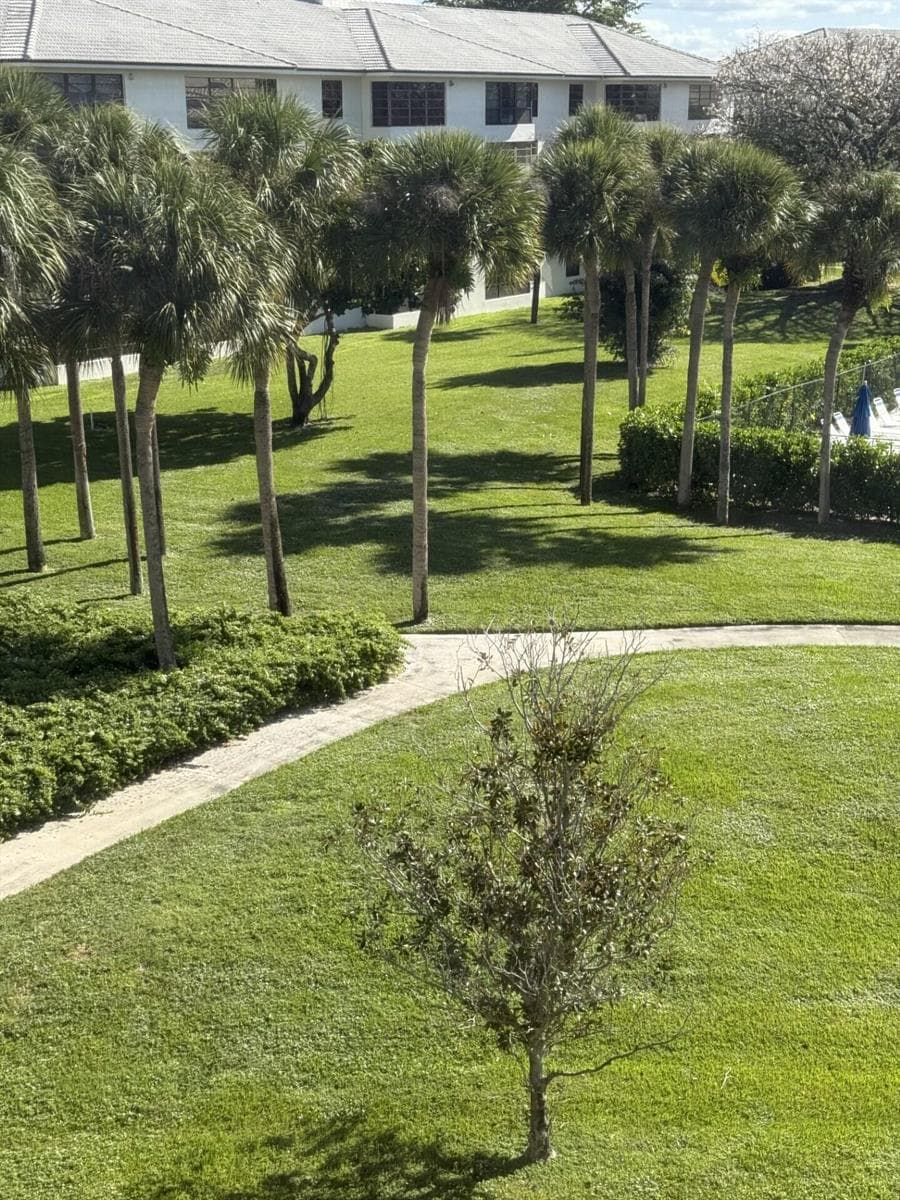 3710 Whitehall Drive # 401, West Palm Beach, FL 33401 — zdjęcie 3
