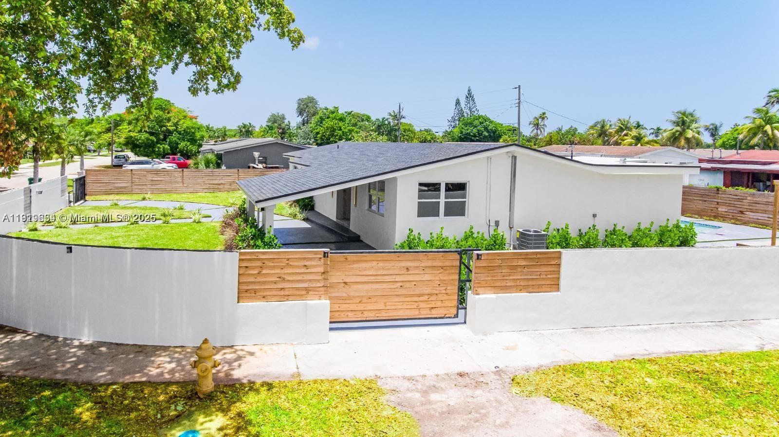 19661 NE 10th Pl, Miami, FL 33179 — zdjęcie 3