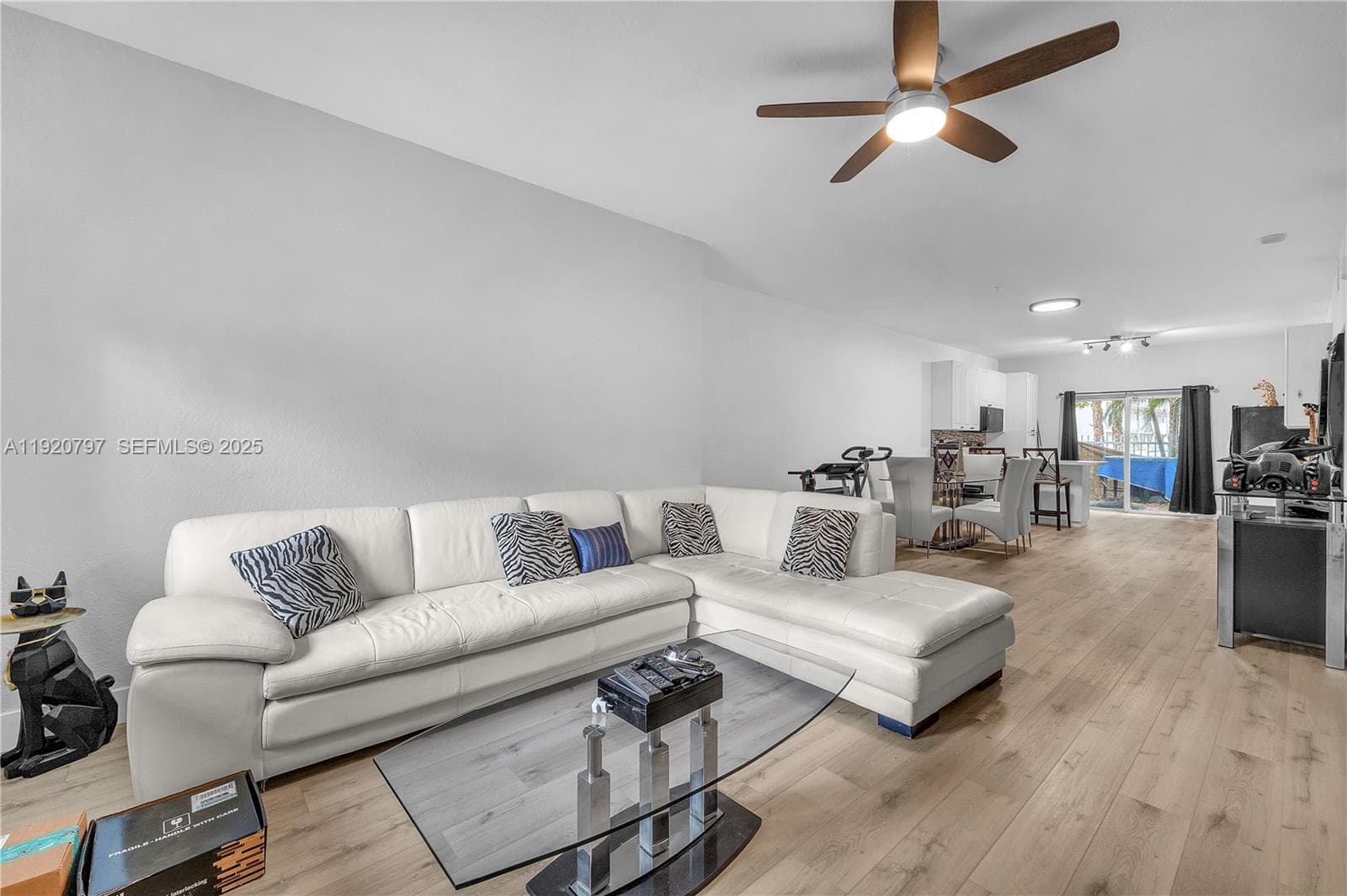 4950 Washington St # 1, Hollywood, FL 33021 — zdjęcie 3